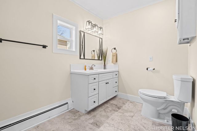 175 E Commerce Street, Grant City, MI 49327