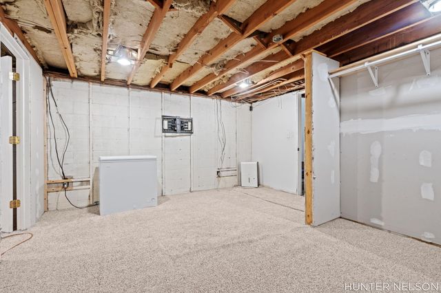 175 E Commerce Street, Grant City, MI 49327