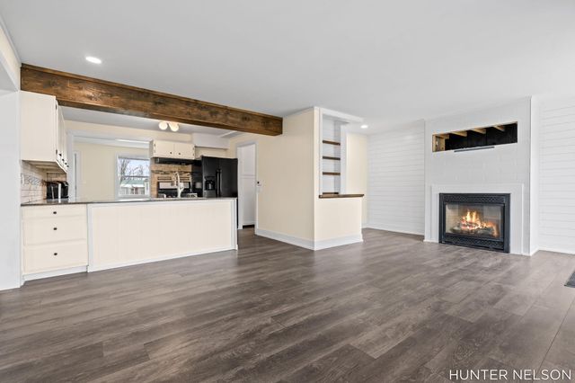 175 E Commerce Street, Grant City, MI 49327