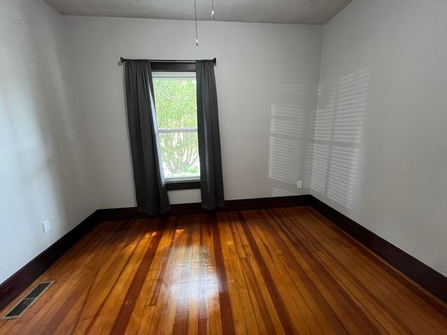 143 N Stanley Street 143 N Stanley Street, Bellefontaine, OH 43311