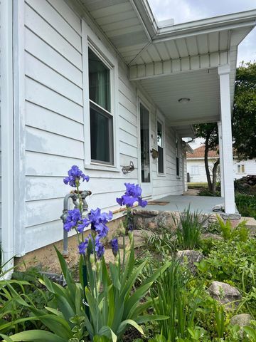 143 N Stanley Street 143 N Stanley Street, Bellefontaine, OH 43311