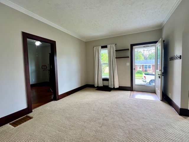 143 N Stanley Street 143 N Stanley Street, Bellefontaine, OH 43311