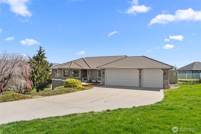 3555 Westridge Place, Wenatchee, WA 98801