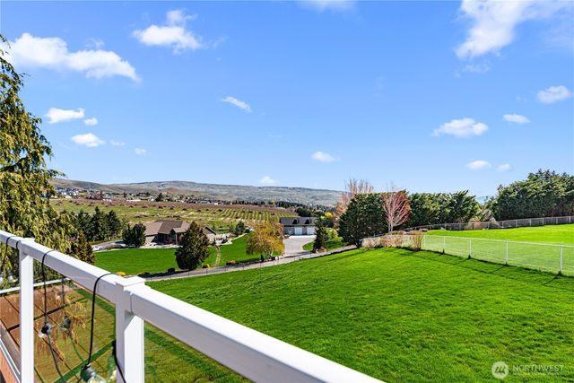 3555 Westridge Place, Wenatchee, WA 98801