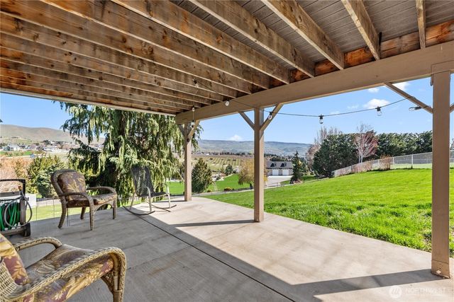 3555 Westridge Place, Wenatchee, WA 98801