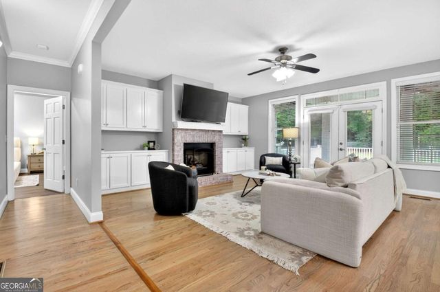375 Williamsburg Circle, Mcdonough, GA 30253