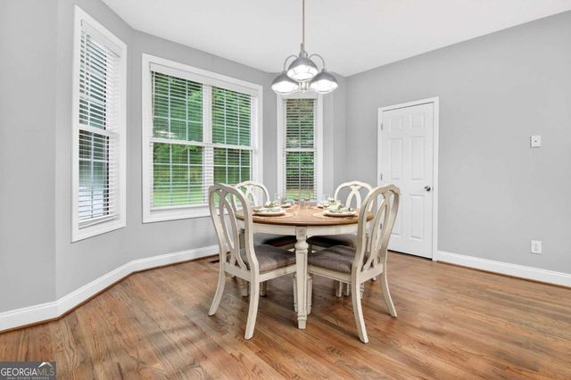 375 Williamsburg Circle, Mcdonough, GA 30253