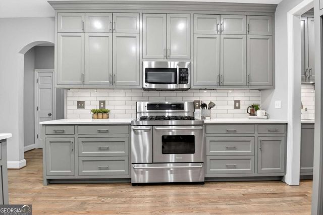 375 Williamsburg Circle, Mcdonough, GA 30253