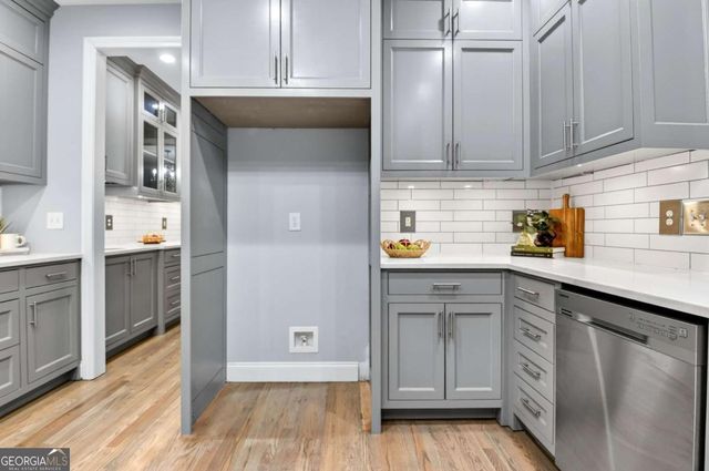 375 Williamsburg Circle, Mcdonough, GA 30253