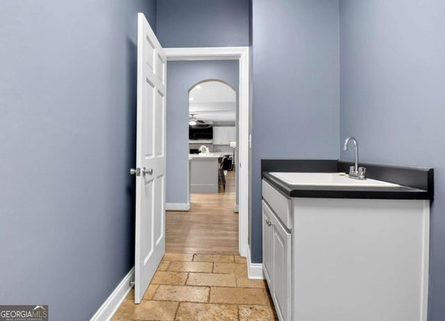 375 Williamsburg Circle, Mcdonough, GA 30253
