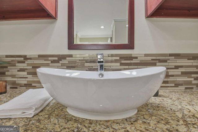 375 Williamsburg Circle, Mcdonough, GA 30253