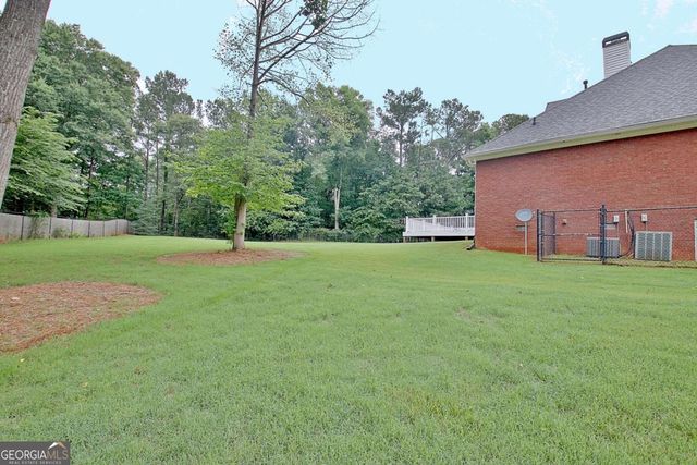 375 Williamsburg Circle, Mcdonough, GA 30253