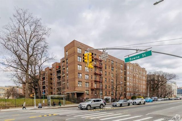 14105 Northern Boulevard 1, Flushing, NY 11354