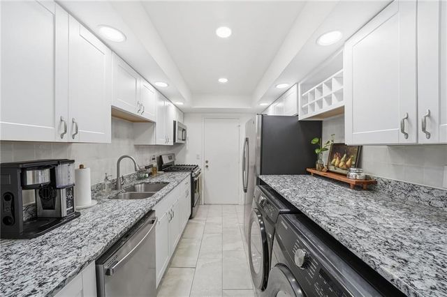 6851 Roswell Road H29, Atlanta, GA 30328