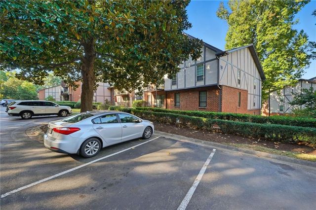 6851 Roswell Road H29, Atlanta, GA 30328