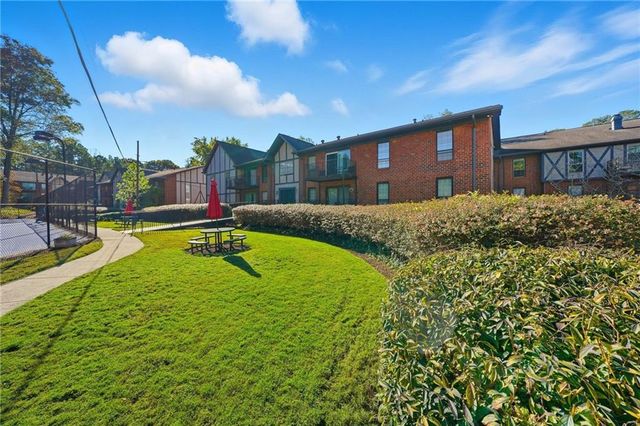 6851 Roswell Road H29, Atlanta, GA 30328