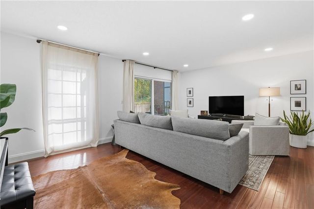 6851 Roswell Road H29, Atlanta, GA 30328