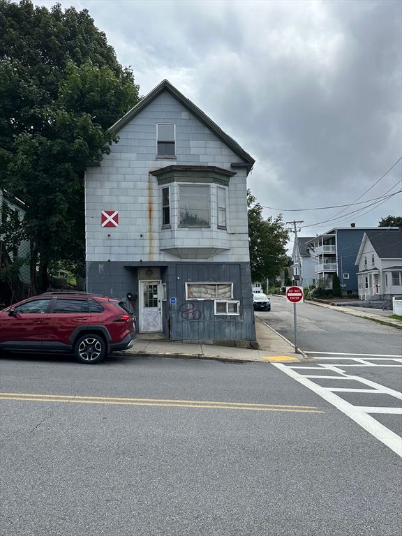 172 Parker St, Gardner, MA 01440
