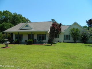 28200 Lake Cypress Drive, Perkinston, MS 39573