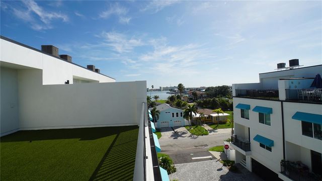 15405 GULF BOULEVARD B2, Madeira Beach, FL 33708
