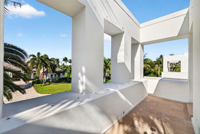 7034 SE Harbor Circle, Stuart, FL 34996