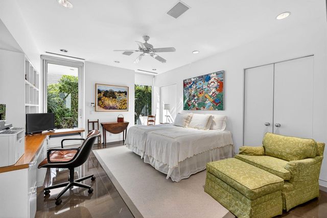 7034 SE Harbor Circle, Stuart, FL 34996
