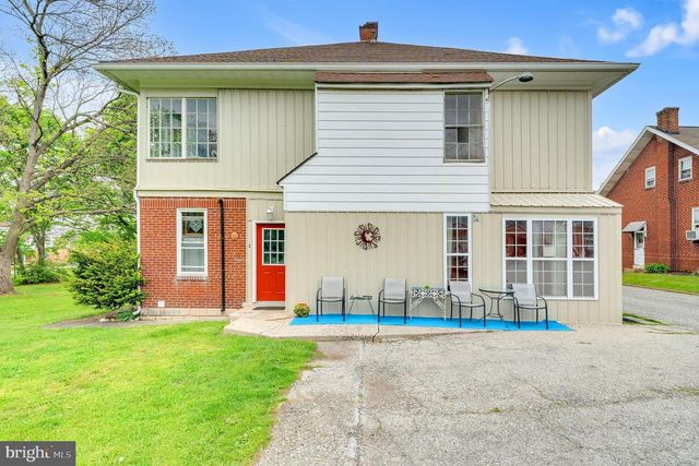 28 E HANOVER ST, Gettysburg, PA 17325