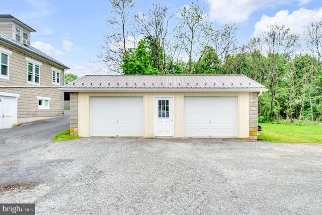28 E HANOVER ST, Gettysburg, PA 17325