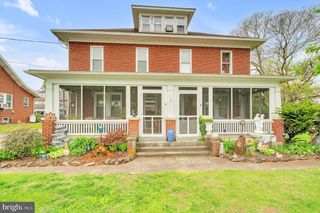 28 E HANOVER ST, Gettysburg, PA 17325