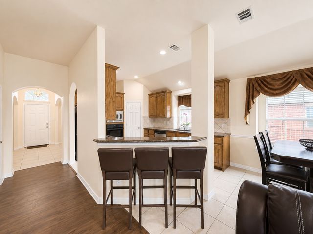 2201 Trickling Creek Drive, Garland, TX 75041