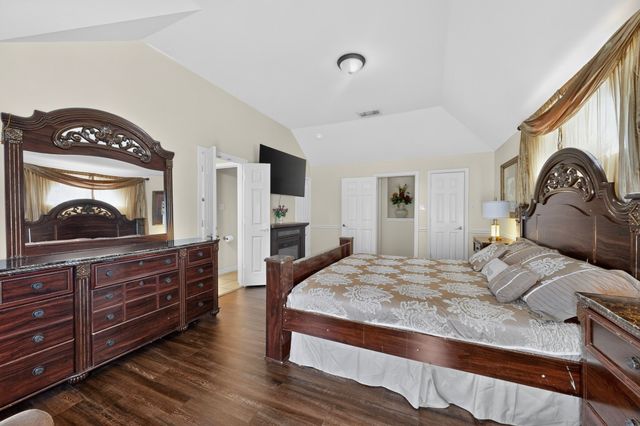 2201 Trickling Creek Drive, Garland, TX 75041
