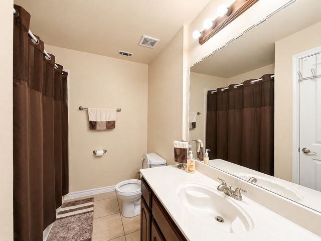 2201 Trickling Creek Drive, Garland, TX 75041