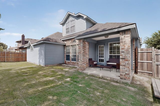 2201 Trickling Creek Drive, Garland, TX 75041