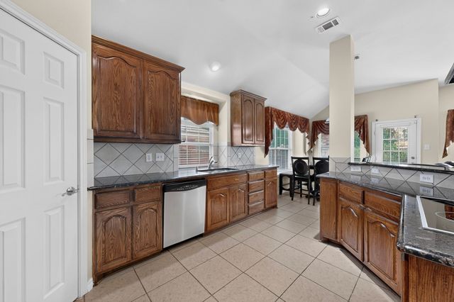 2201 Trickling Creek Drive, Garland, TX 75041