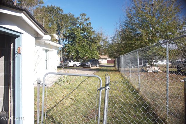 12011 Three Rivers Road, Gulfport, MS 39503