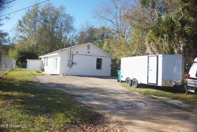 12011 Three Rivers Road, Gulfport, MS 39503