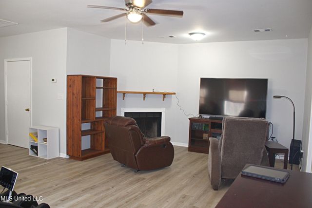 12011 Three Rivers Road, Gulfport, MS 39503