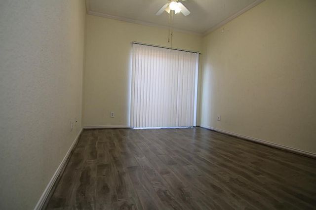 9400 Bellaire Boulevard 508, Houston, TX 77036