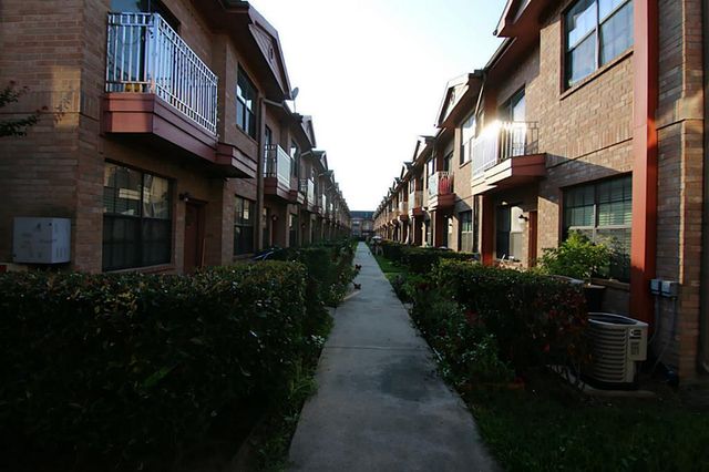 9400 Bellaire Boulevard 508, Houston, TX 77036