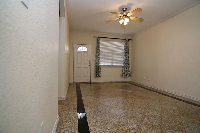 9400 Bellaire Boulevard 508, Houston, TX 77036