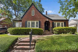 427 E 52nd Street, Savannah, GA 31405