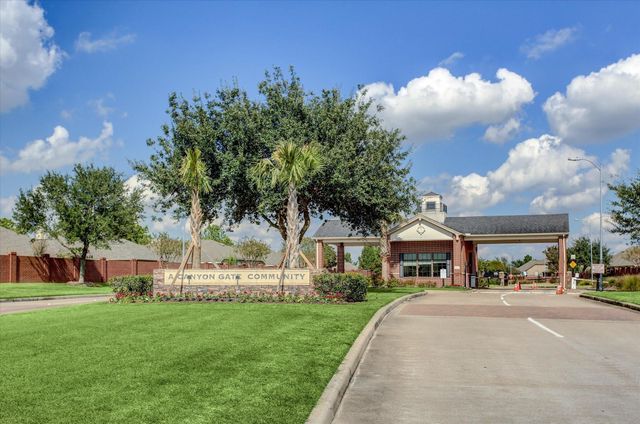 20715 Grayden Drive, Cypress, TX 77433