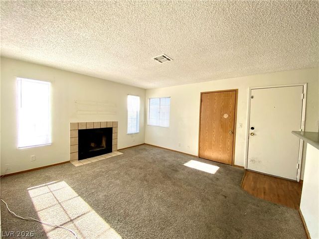 1872 Cosmic Drive, Las Vegas, NV 89115