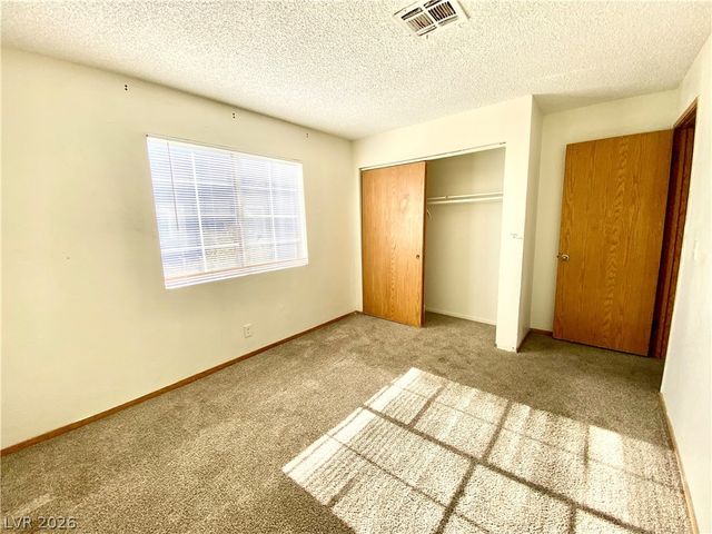 1872 Cosmic Drive, Las Vegas, NV 89115