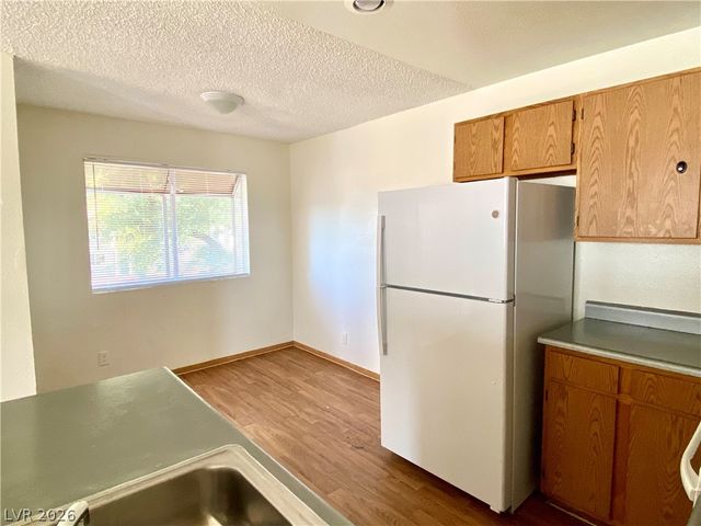 1872 Cosmic Drive, Las Vegas, NV 89115