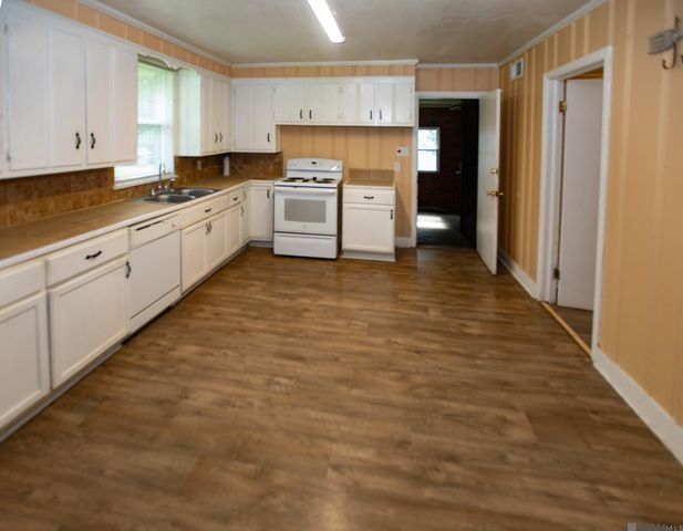 4445 Byron St, Baton Rouge, LA 70805