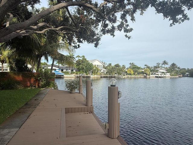 1508 NE 30th Court, Oakland Park, FL 33334