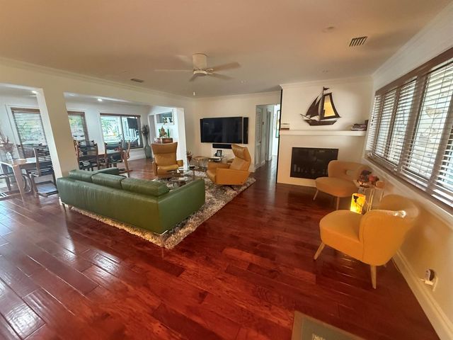 1508 NE 30th Court, Oakland Park, FL 33334
