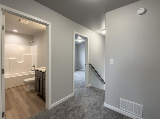 6218 87th Avenue S, Horace, ND 58047