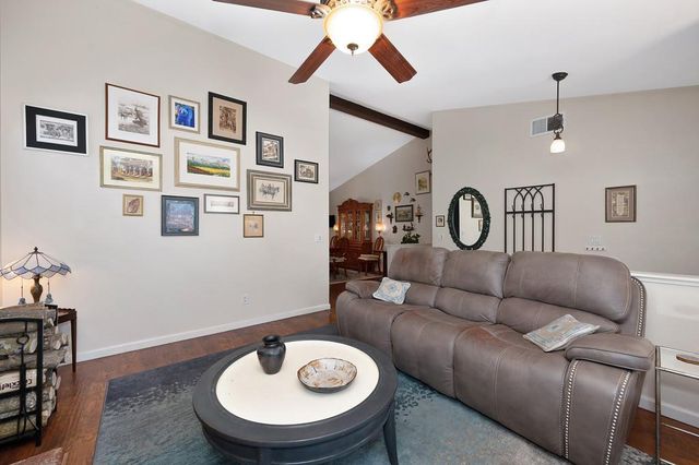 7224 Regard Way, Sacramento, CA 95842